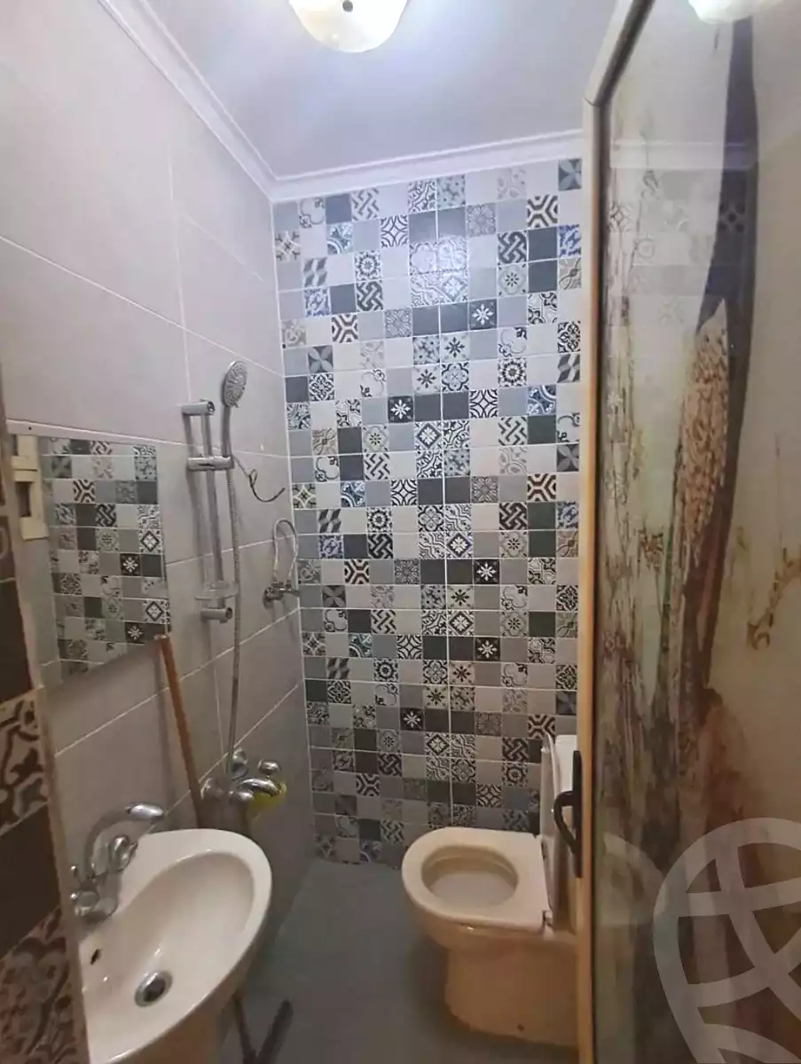 https://aqarmap.com.eg/ar/listing/7086288-for-sale-alexandria-el-asafra-l-sfr-bhry-el-geish-rd