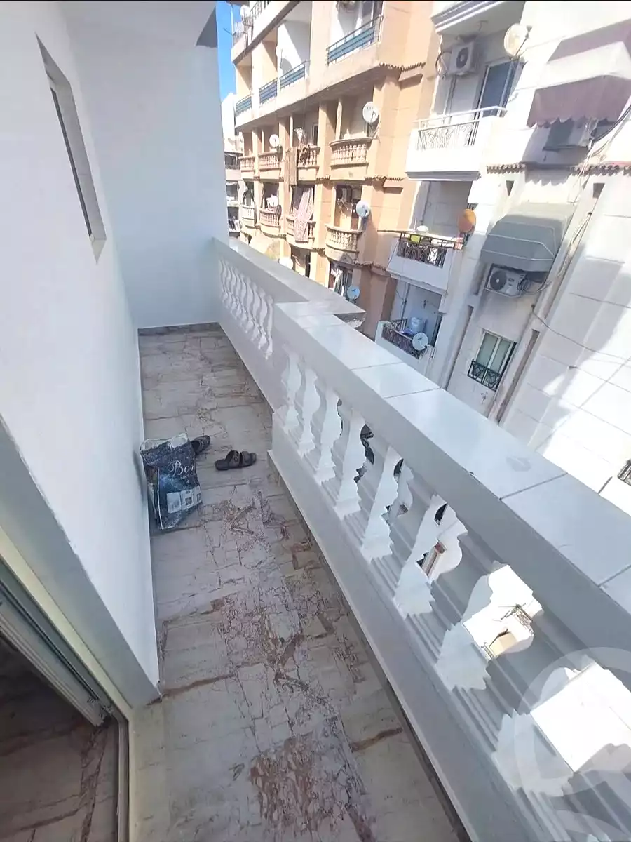 https://aqarmap.com.eg/en/listing/7086325-for-sale-alexandria-sydy-bshr-sydy-bshr-bhry-khalil-hamada-st