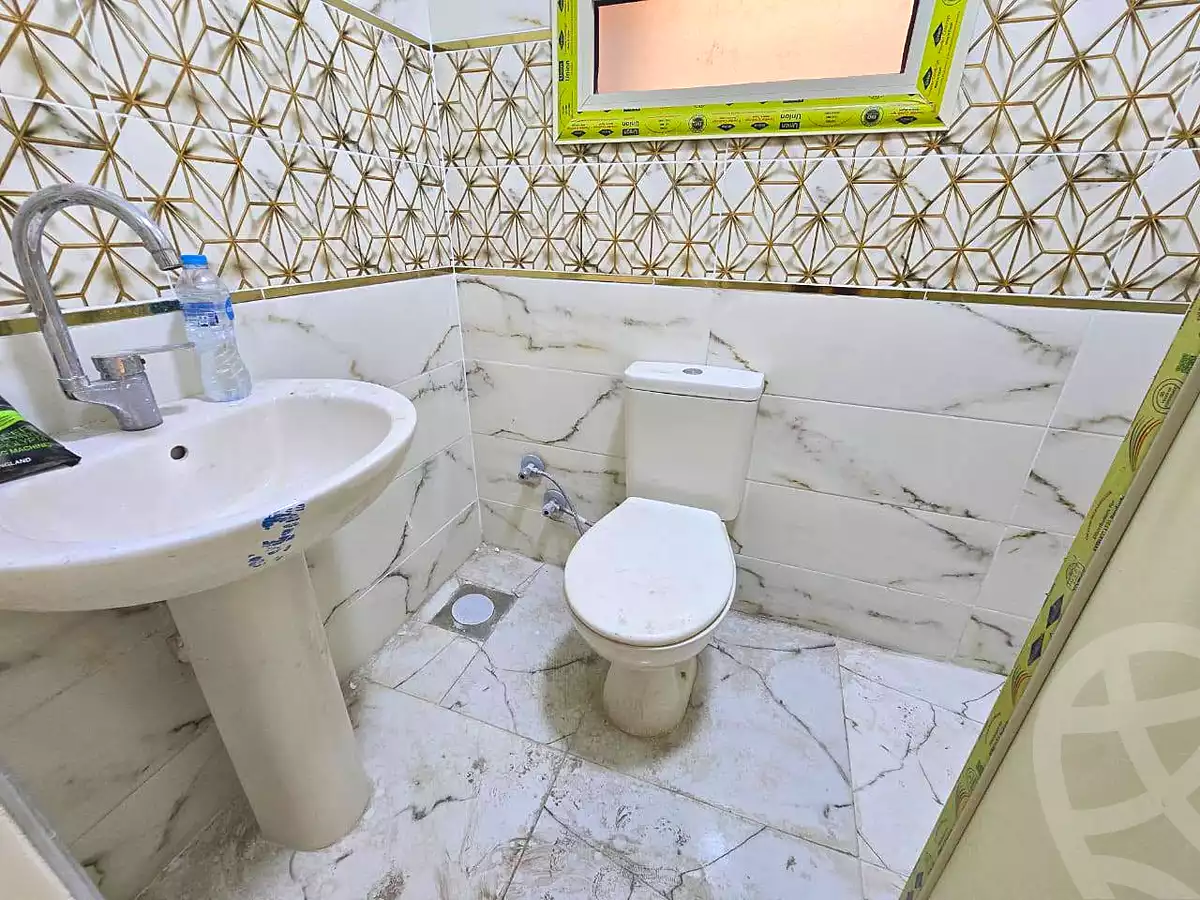 https://aqarmap.com.eg/ar/listing/7086582-for-sale-alexandria-miami-el-gaish-rd-st