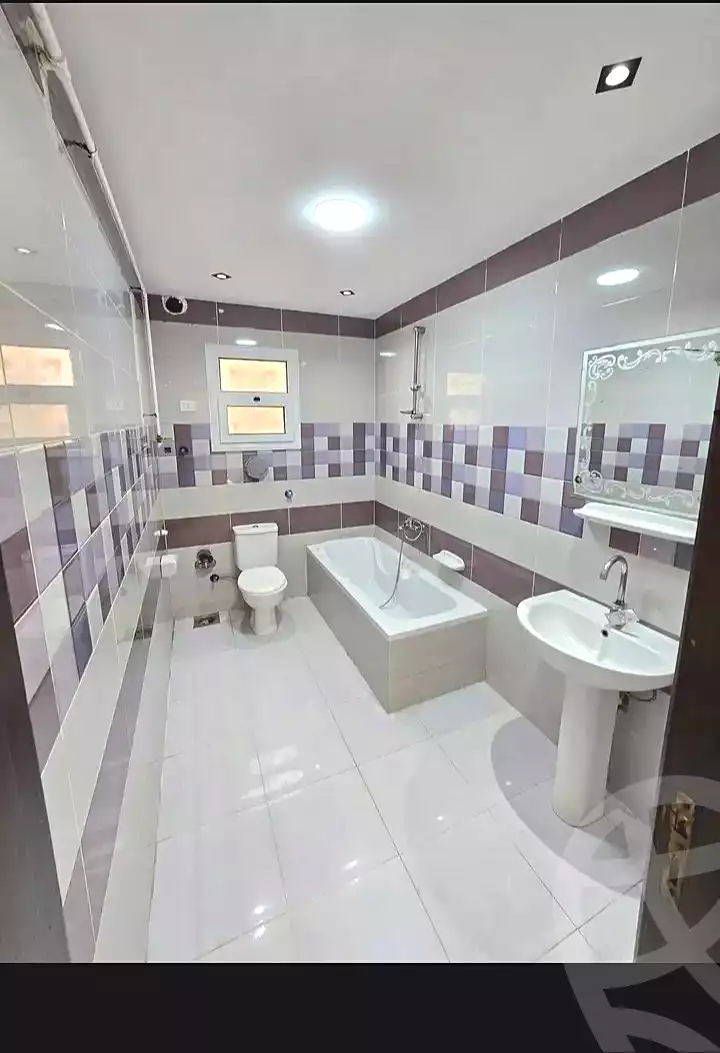https://aqarmap.com.eg/ar/listing/7086643-for-sale-alexandria-miami-mahmoud-el-isawy-st