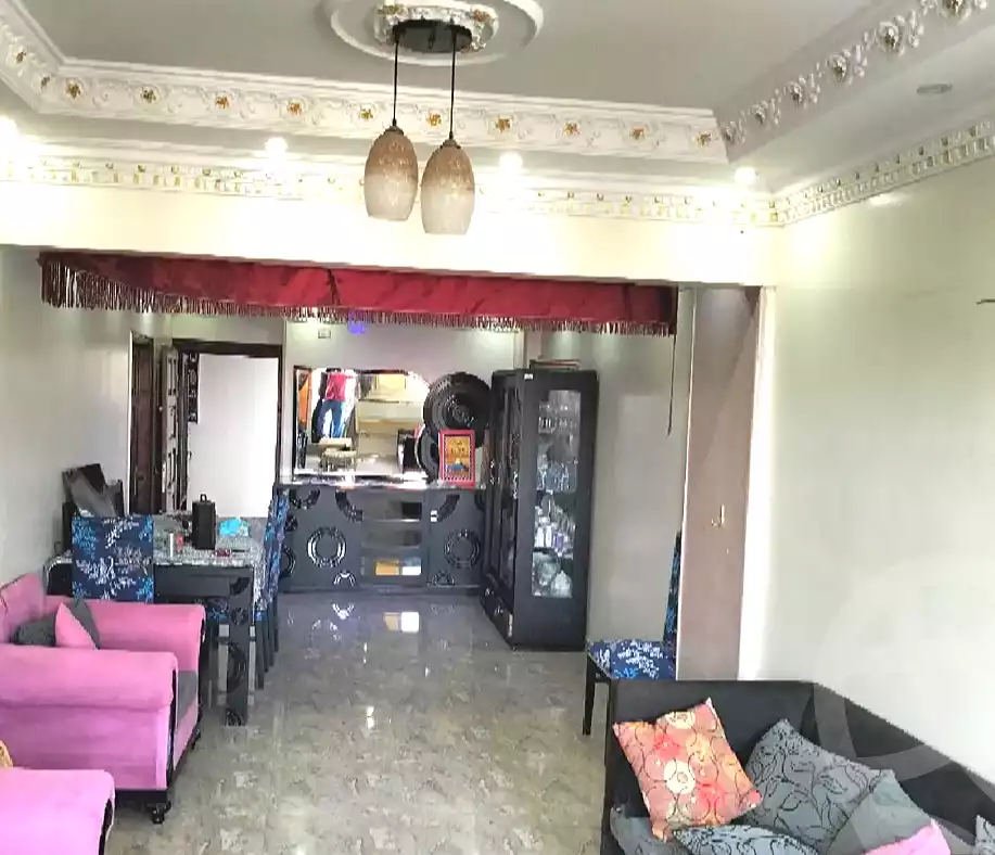 https://aqarmap.com.eg/ar/listing/7086773-for-sale-cairo-helwan-helwan-el-sharkeya-ryad-pasha-st