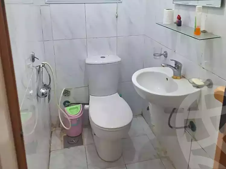 https://aqarmap.com.eg/en/listing/7086834-for-rent-alexandria-el-montazah