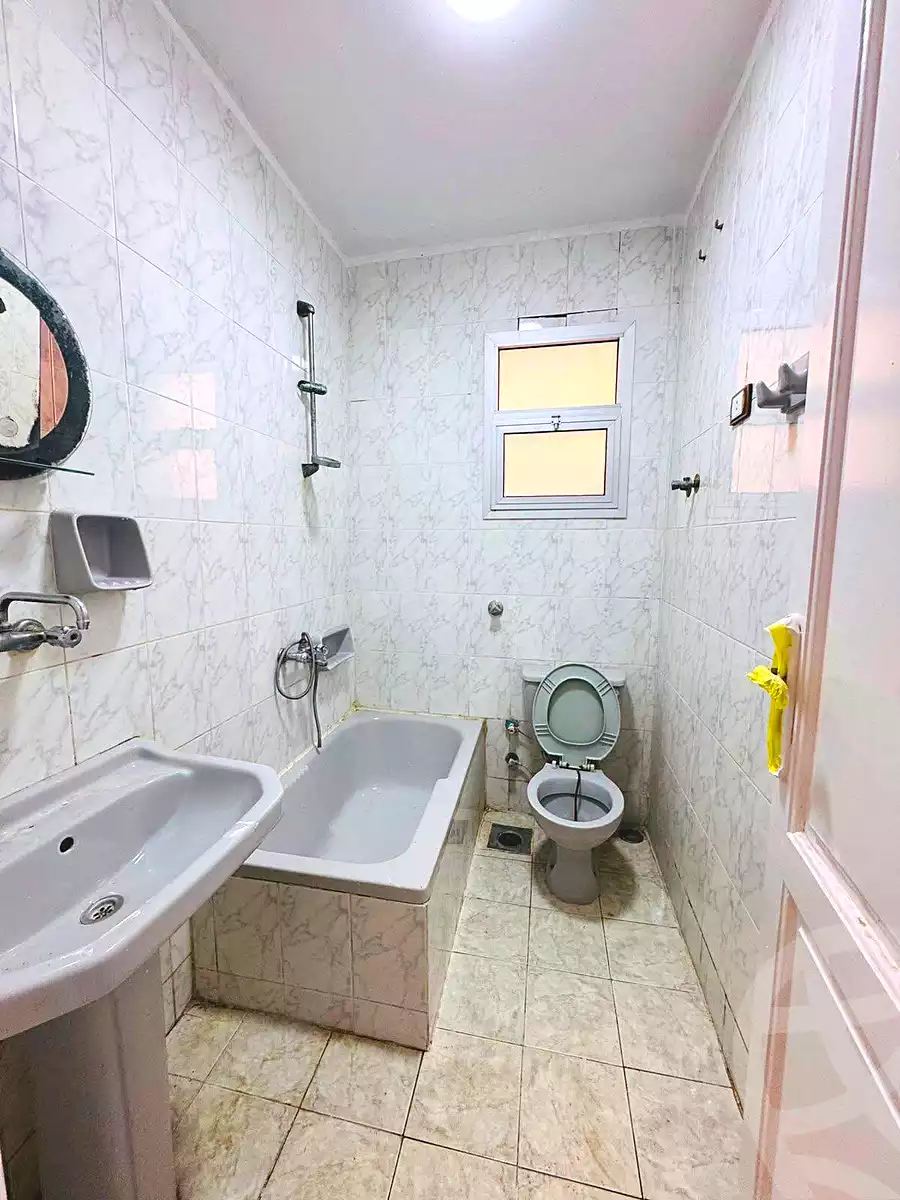 https://aqarmap.com.eg/ar/listing/7086930-for-sale-alexandria-al-agamy-shataa-el-nakheel
