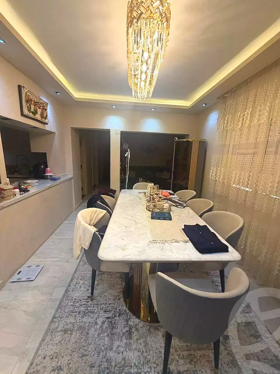 https://aqarmap.com.eg/ar/listing/7086944-for-sale-cairo-heliopolis-heliopolis-square