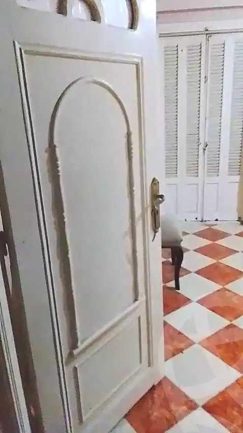 https://aqarmap.com.eg/ar/listing/7087276-for-sale-alexandria-al-agamy-el-hanouvel-omar-ibn-el-khattab-st