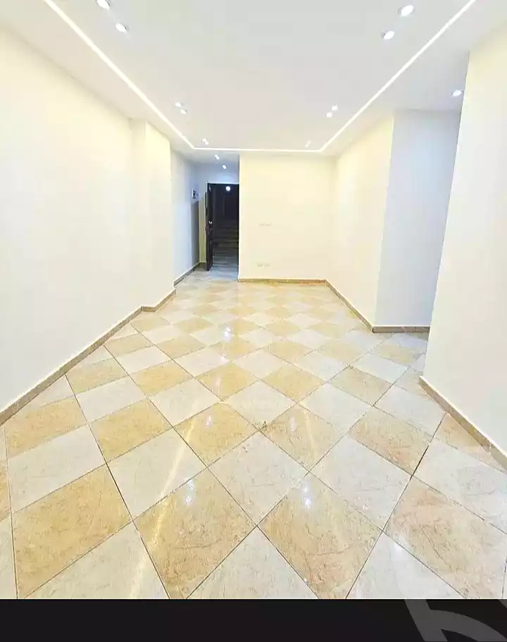 https://aqarmap.com.eg/ar/listing/7087274-for-sale-alexandria-el-asafra-shr-45