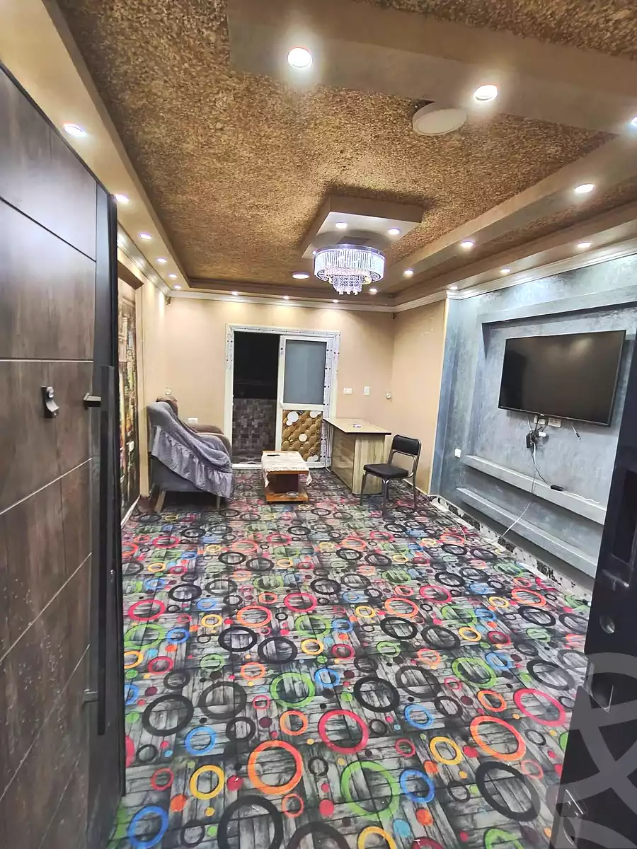 https://aqarmap.com.eg/en/listing/7087288-for-sale-cairo-helwan-hadayek-helwan-nile-corniche-st