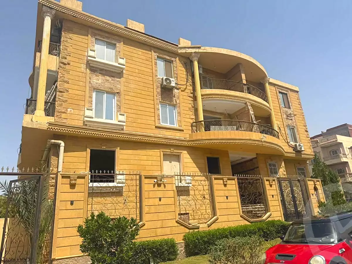 https://aqarmap.com.eg/en/listing/7087748-for-sale-cairo-new-cairo-el-ahyaa-first-neighborhood-street-1