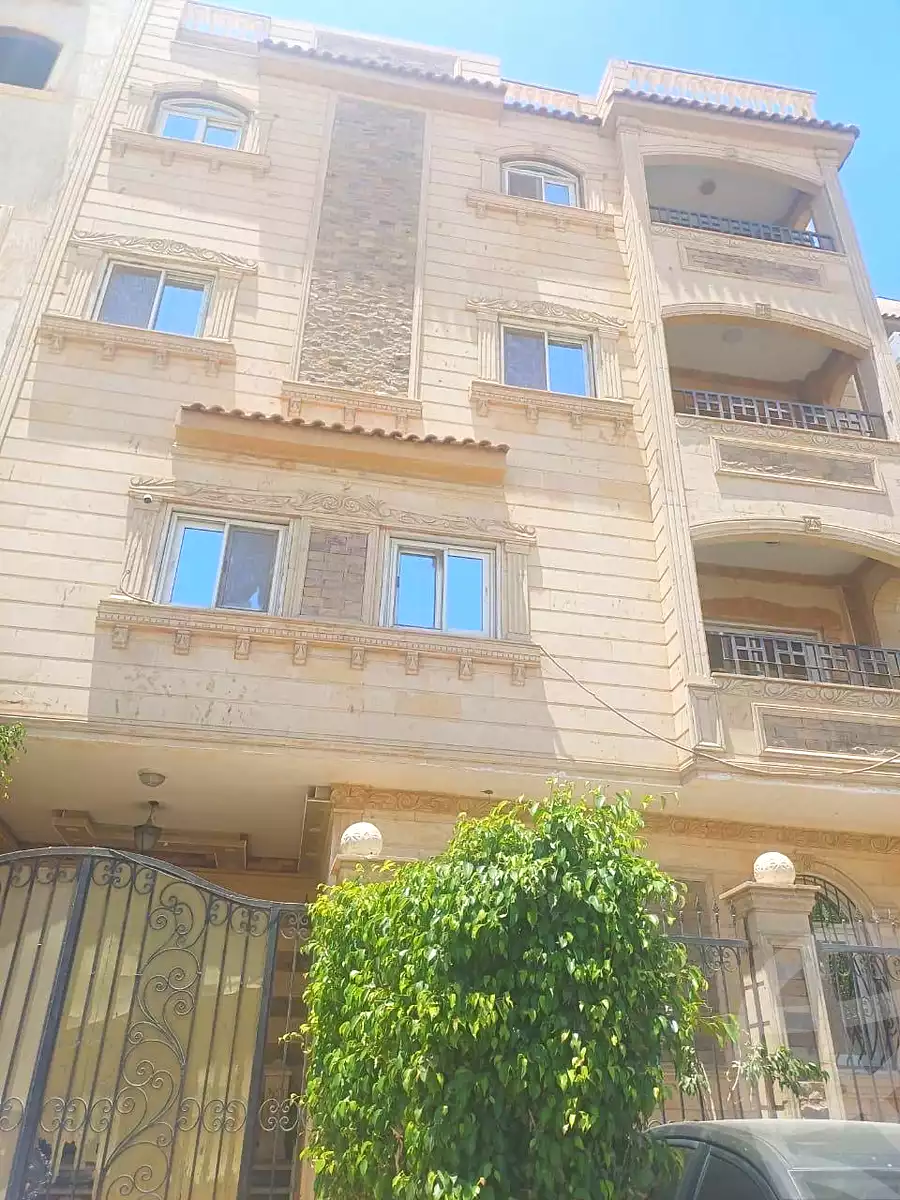 https://aqarmap.com.eg/ar/listing/7087782-for-sale-cairo-new-cairo-south-investors-gamal-abdel-nasser-st