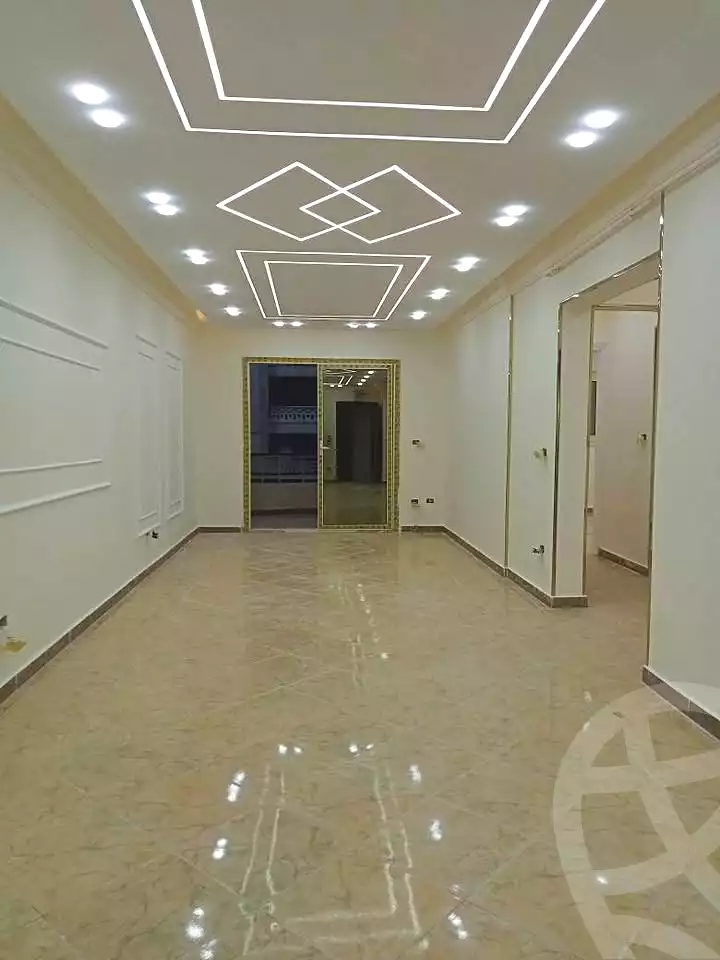 https://aqarmap.com.eg/ar/listing/7087794-for-sale-alexandria-miami-mahmoud-el-isawy-st