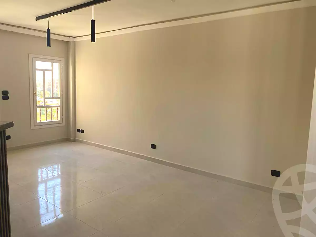 https://aqarmap.com.eg/ar/listing/7087825-for-rent-cairo-new-cairo-lrhb-city-phase-5-ibn-al-nafees-st