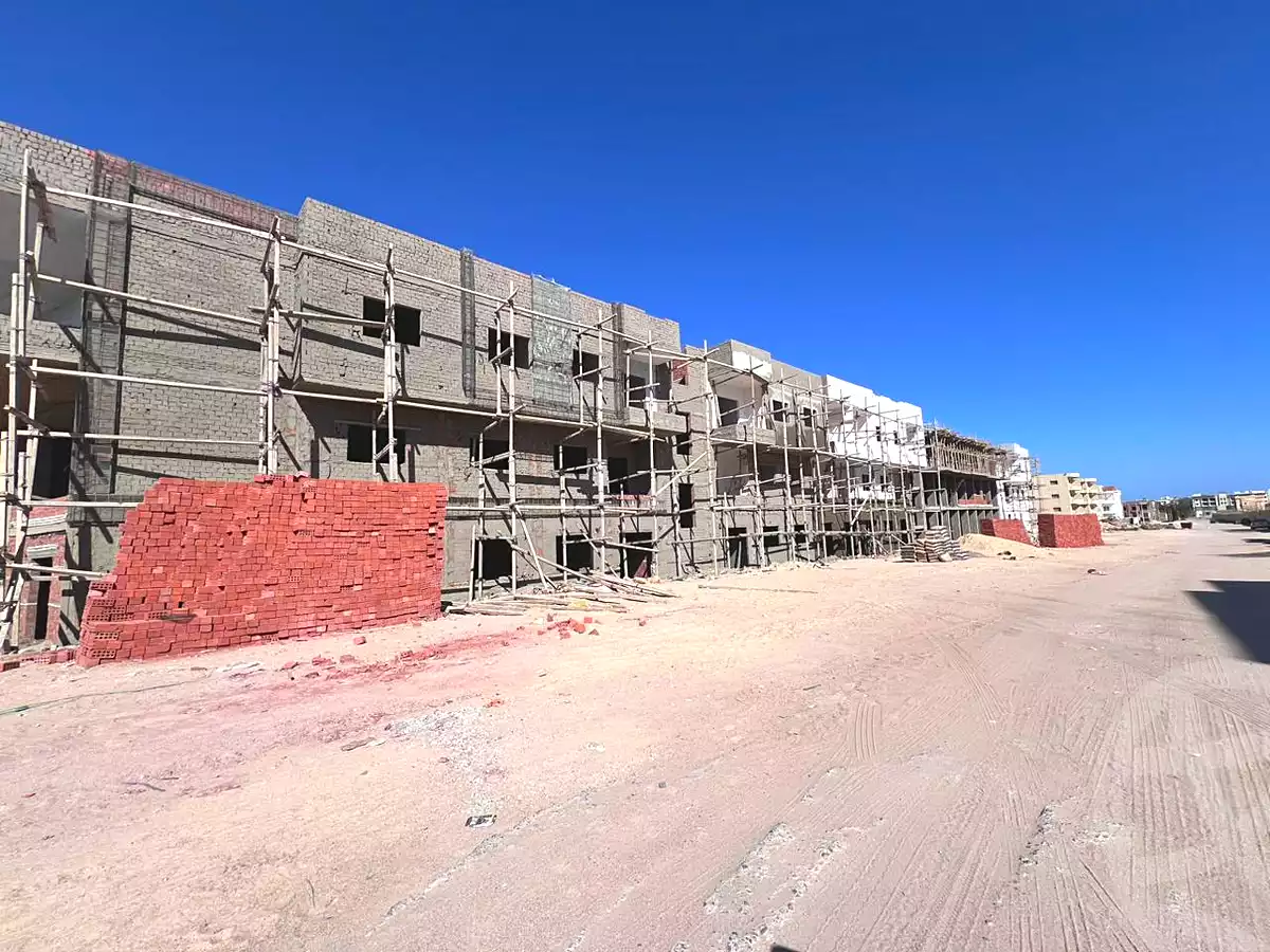 https://aqarmap.com.eg/en/listing/7087940-for-sale-red-sea-hurghada-resorts-trivana-resort-al-karma