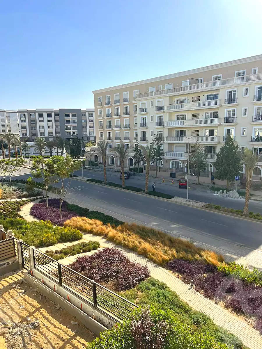 https://aqarmap.com.eg/en/listing/7088021-for-sale-cairo-new-cairo-compounds-hyde-park-park-corner-hyde-park