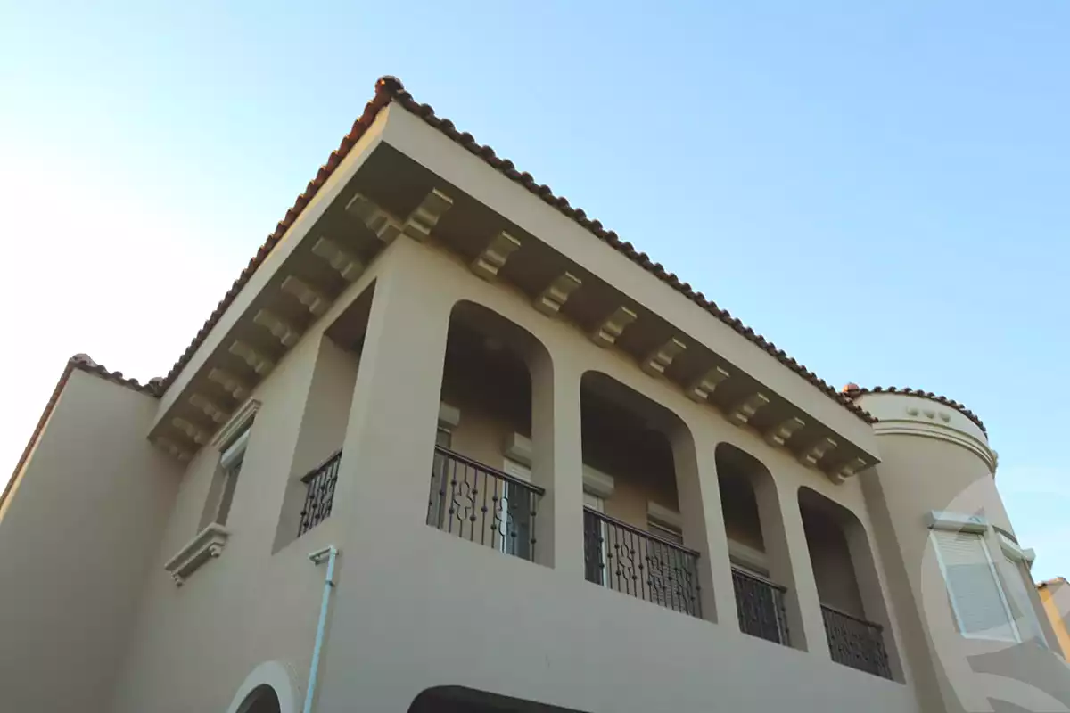 https://aqarmap.com.eg/ar/listing/7088318-for-sale-cairo-new-cairo-compounds-hyde-park-centre-ville-hyde-park