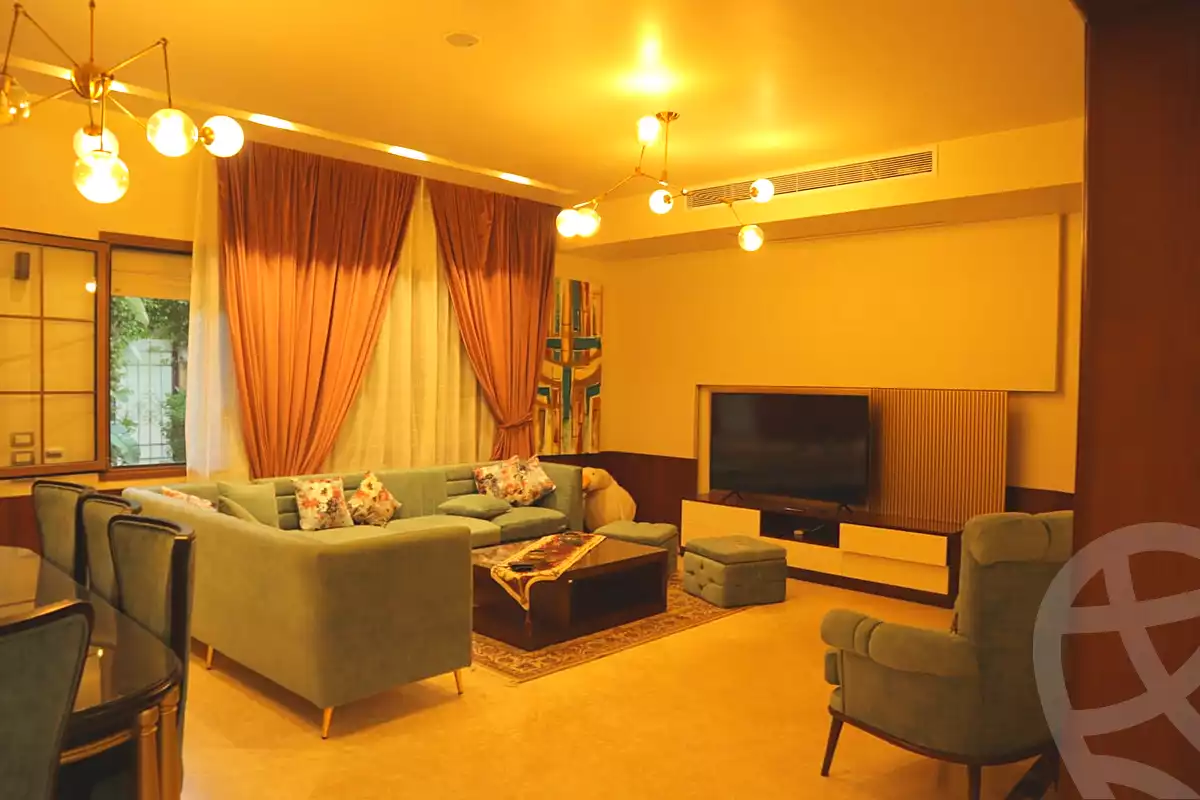 https://aqarmap.com.eg/ar/listing/7088318-for-sale-cairo-new-cairo-compounds-hyde-park-centre-ville-hyde-park