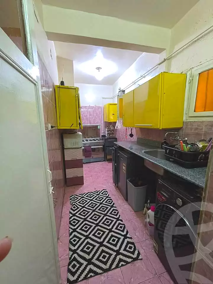 https://aqarmap.com.eg/ar/listing/7088370-for-sale-cairo-helwan-helwan-el-sharkeya-ryad-pasha-st