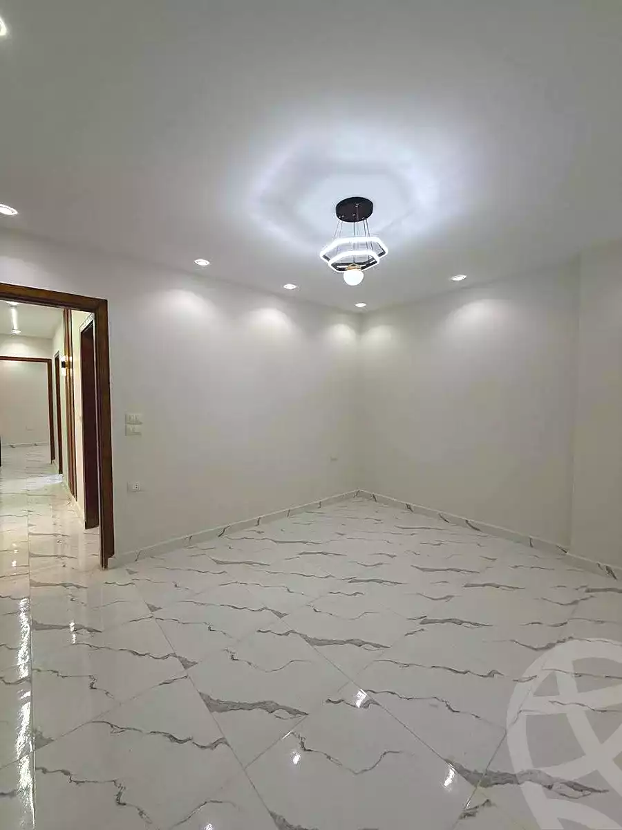 https://aqarmap.com.eg/ar/listing/7088677-for-sale-cairo-el-haram-el-lebeny-el-magzar-el-aly-st