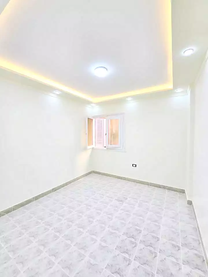 https://aqarmap.com.eg/ar/listing/7089108-for-sale-alexandria-al-agamy-shataa-el-nakheel