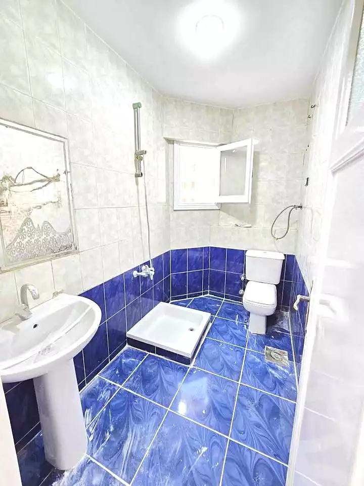 https://aqarmap.com.eg/ar/listing/7089108-for-sale-alexandria-al-agamy-shataa-el-nakheel