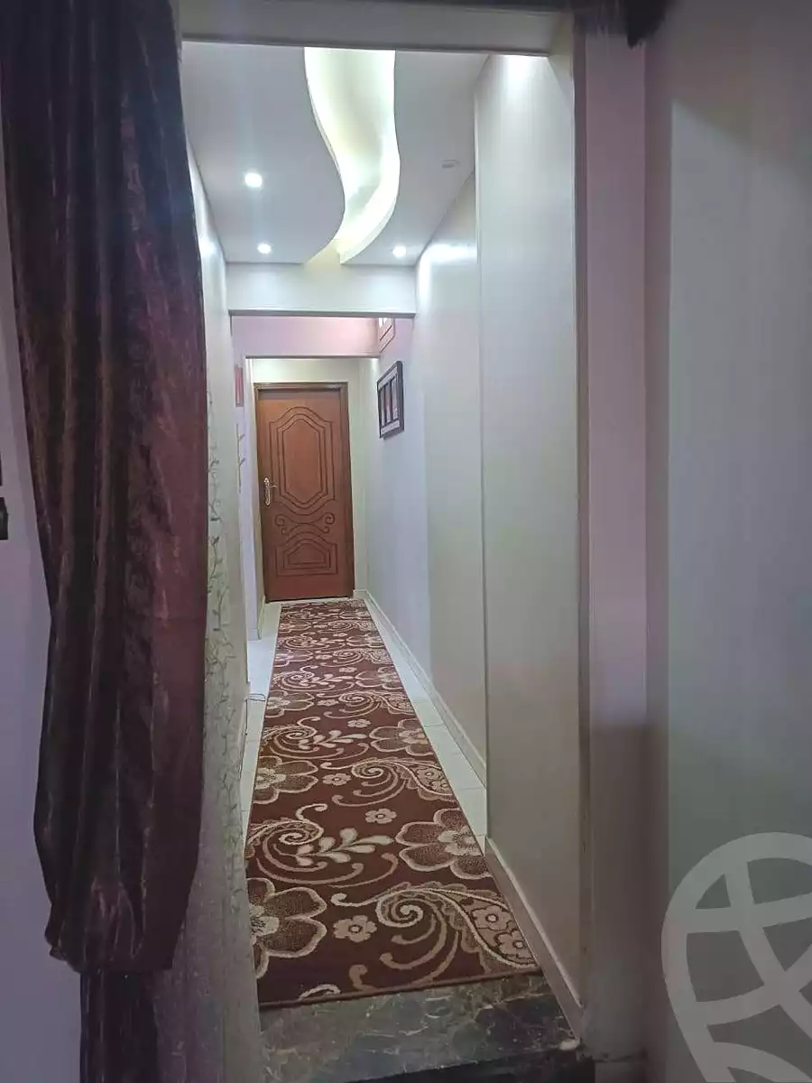 https://aqarmap.com.eg/ar/listing/7089119-for-sale-cairo-helwan-helwan-el-sharkeya-zaki-hawas-st