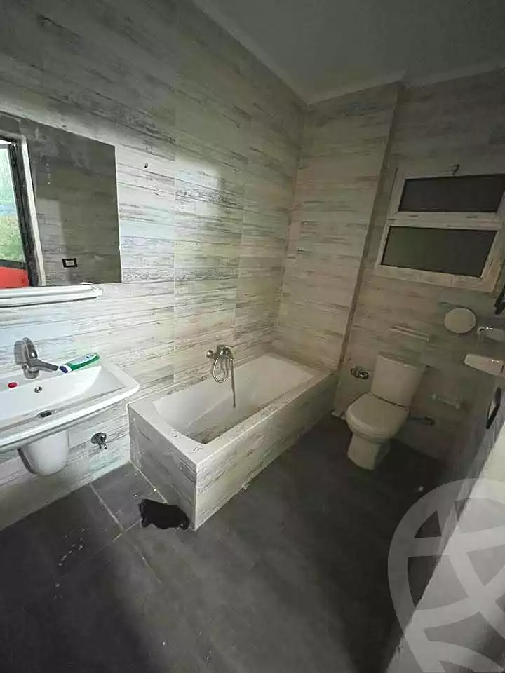 https://aqarmap.com.eg/en/listing/7089380-for-sale-cairo-ain-shams-mnshy-lthryr