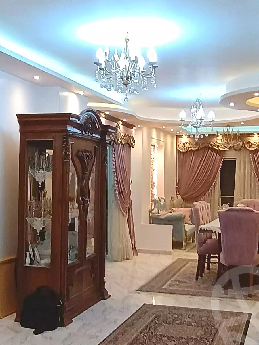 https://aqarmap.com.eg/ar/listing/7089385-for-sale-cairo-elnozha-Streettt-27