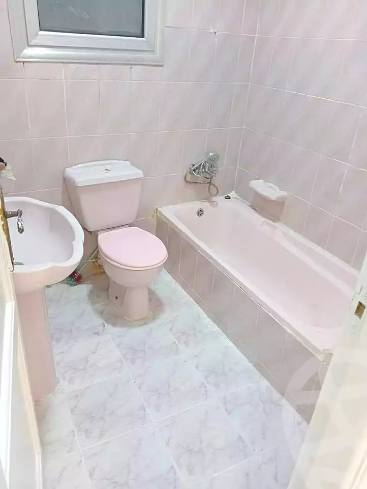 https://aqarmap.com.eg/en/listing/7089392-for-sale-alexandria-al-agamy-shataa-el-nakheel