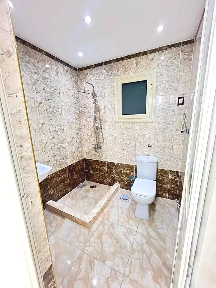 https://aqarmap.com.eg/ar/listing/7089445-for-rent-alexandria-lsywf-el-falki