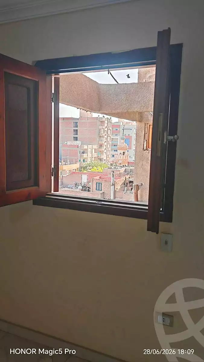 https://aqarmap.com.eg/en/listing/7089671-for-rent-cairo-helwan-helwan-el-sharkeya-thabit-basha-st