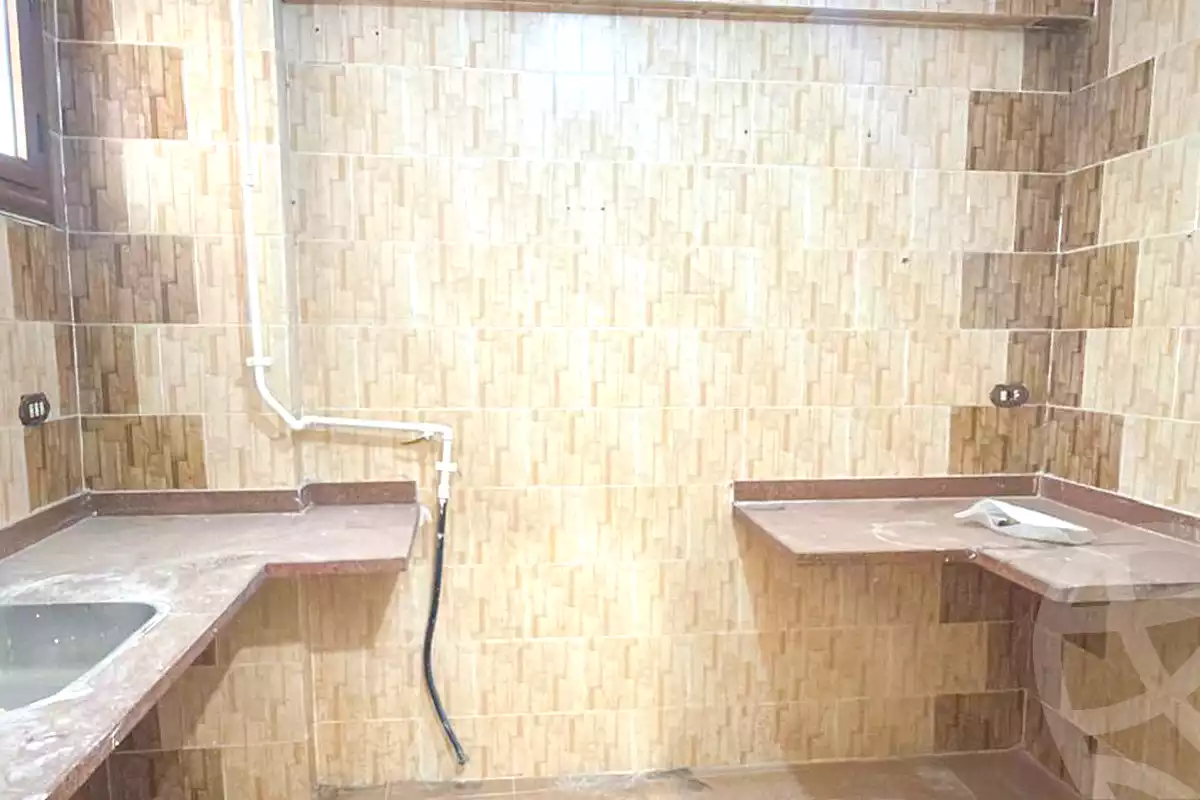 https://aqarmap.com.eg/en/listing/7089703-for-sale-alexandria-l-zryt-champollion-st