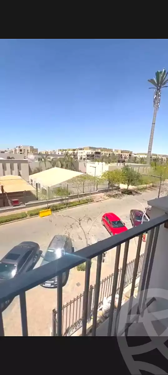 https://aqarmap.com.eg/ar/listing/7089708-for-sale-cairo-new-cairo-compounds-eastown-eastown-parks