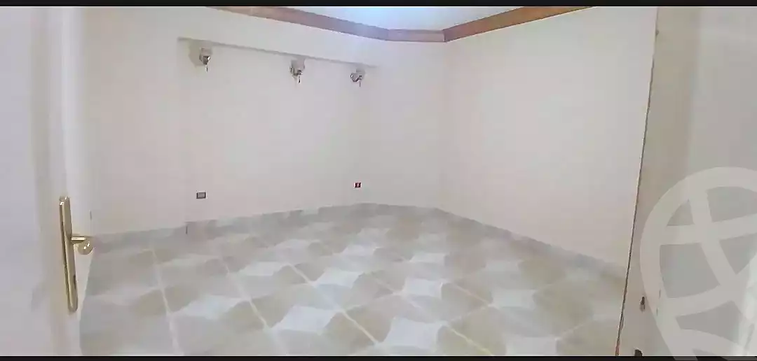 https://aqarmap.com.eg/ar/listing/7089844-for-sale-cairo-hadayek-el-koba-hamamat-el-koba