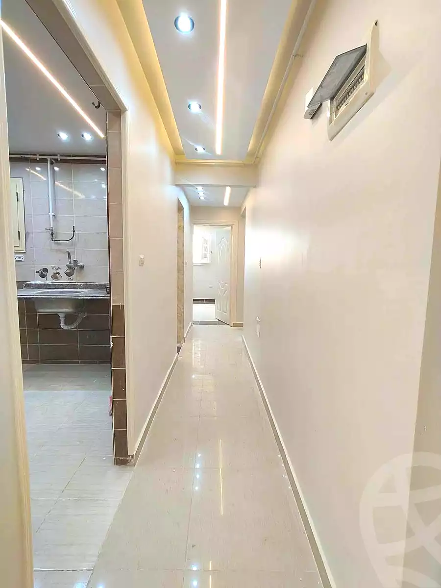 https://aqarmap.com.eg/ar/listing/7089916-for-sale-alexandria-sydy-bshr-sydy-bshr-bhry-khalil-hamada-st
