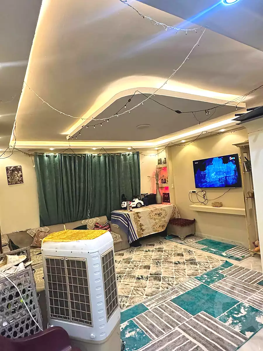 https://aqarmap.com.eg/en/listing/7089990-for-sale-cairo-helwan-kwrnysh-hlwn