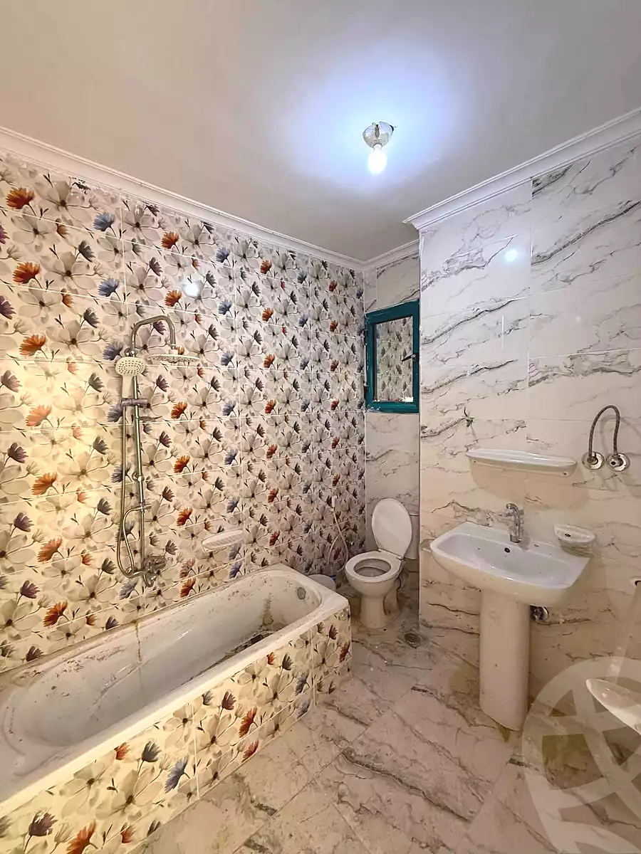 https://aqarmap.com.eg/ar/listing/7089997-for-sale-alexandria-miami-street-57