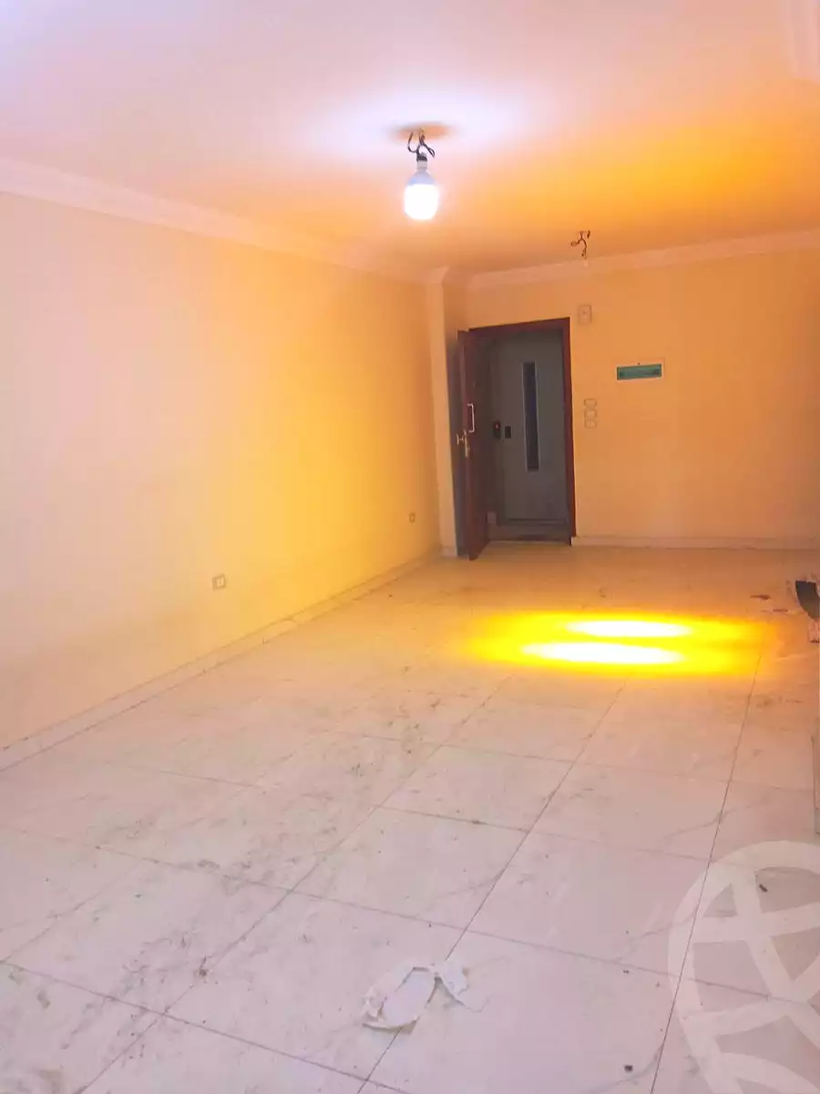 https://aqarmap.com.eg/ar/listing/7089993-for-rent-cairo-helwan-helwan-el-sharkeya-thabit-basha-st