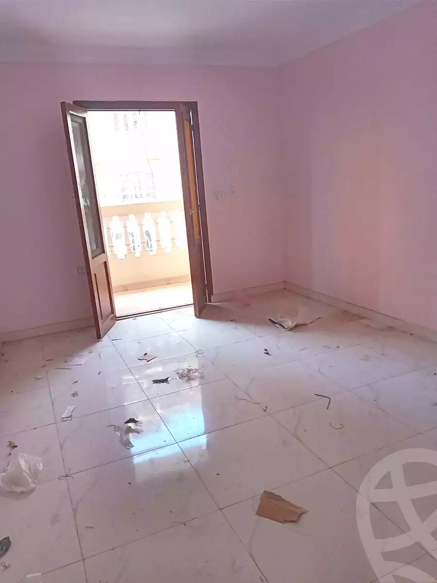 https://aqarmap.com.eg/ar/listing/7089993-for-rent-cairo-helwan-helwan-el-sharkeya-thabit-basha-st