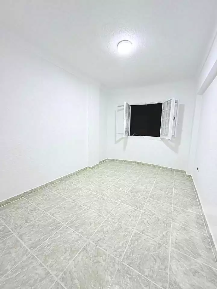 https://aqarmap.com.eg/ar/listing/7090243-for-sale-alexandria-al-agamy-shataa-el-nakheel