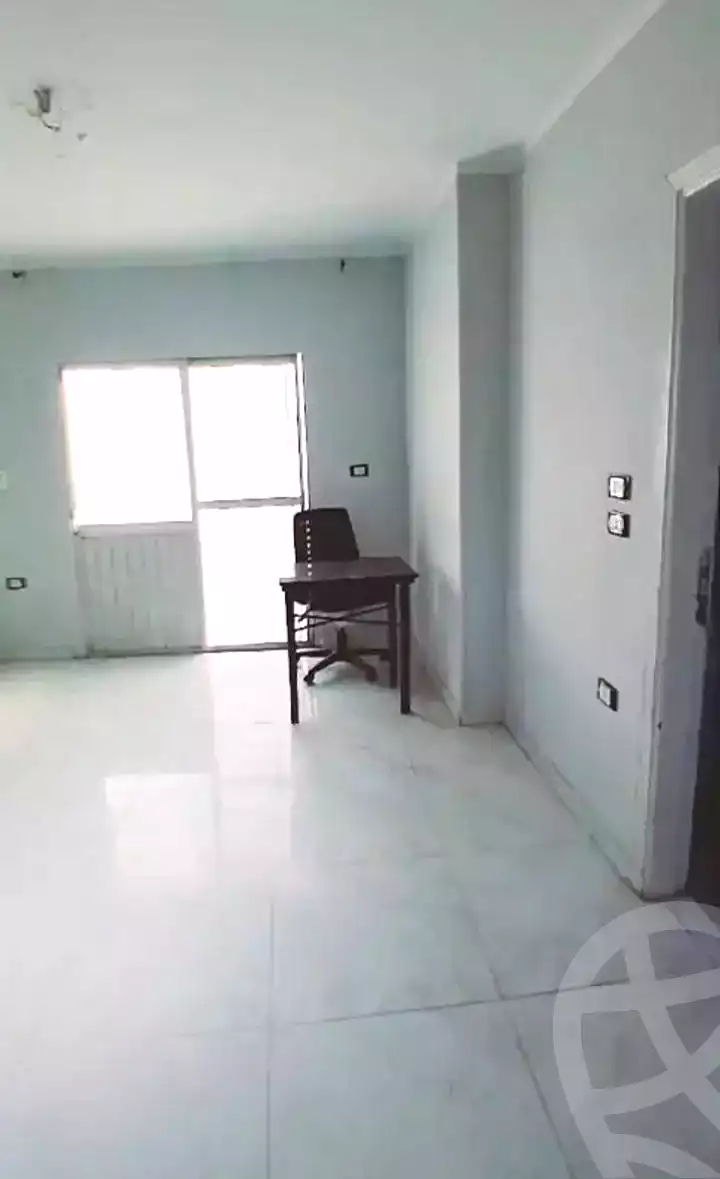 https://aqarmap.com.eg/ar/listing/7090318-for-rent-cairo-ain-shams-jsr-lswys