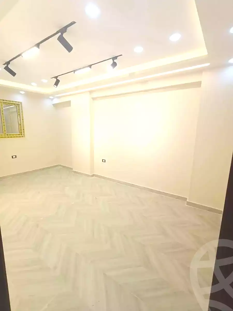 https://aqarmap.com.eg/en/listing/7090342-for-sale-alexandria-al-agamy-el-kilo-21