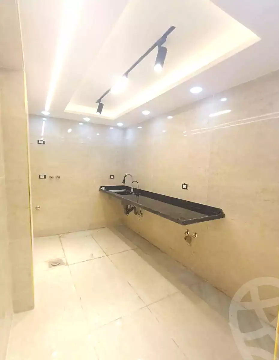https://aqarmap.com.eg/en/listing/7090342-for-sale-alexandria-al-agamy-el-kilo-21