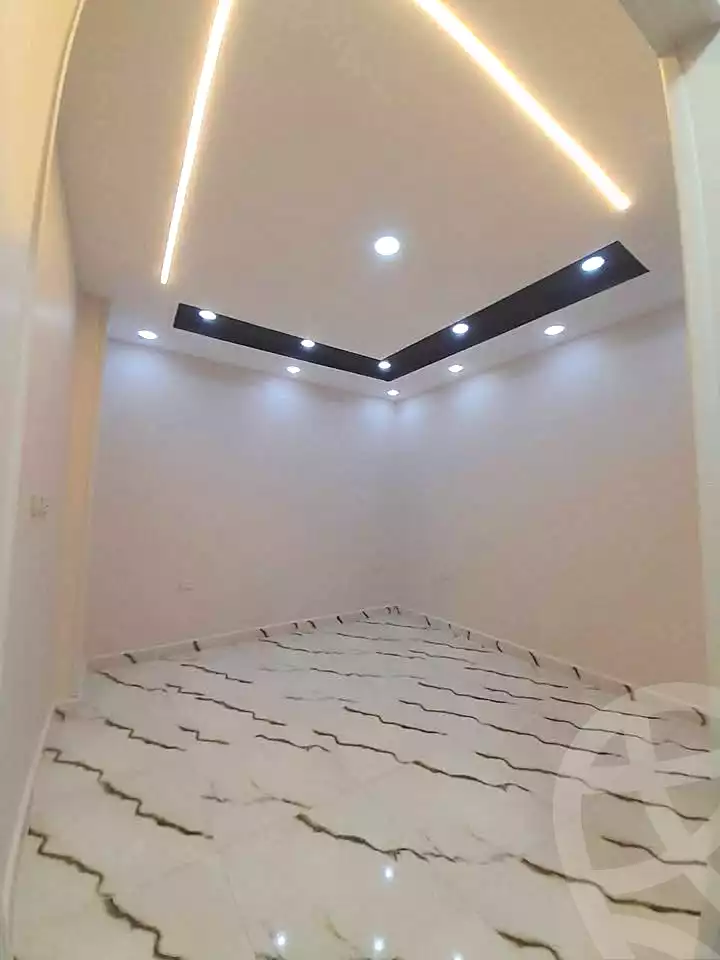 https://aqarmap.com.eg/en/listing/7090606-for-sale-alexandria-al-agamy-el-hanouvel-al-kwayta-st