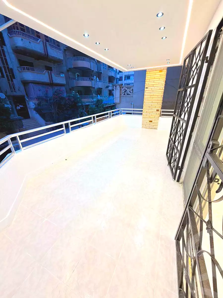 https://aqarmap.com.eg/ar/listing/7090774-for-sale-alexandria-al-agamy-shataa-el-nakheel