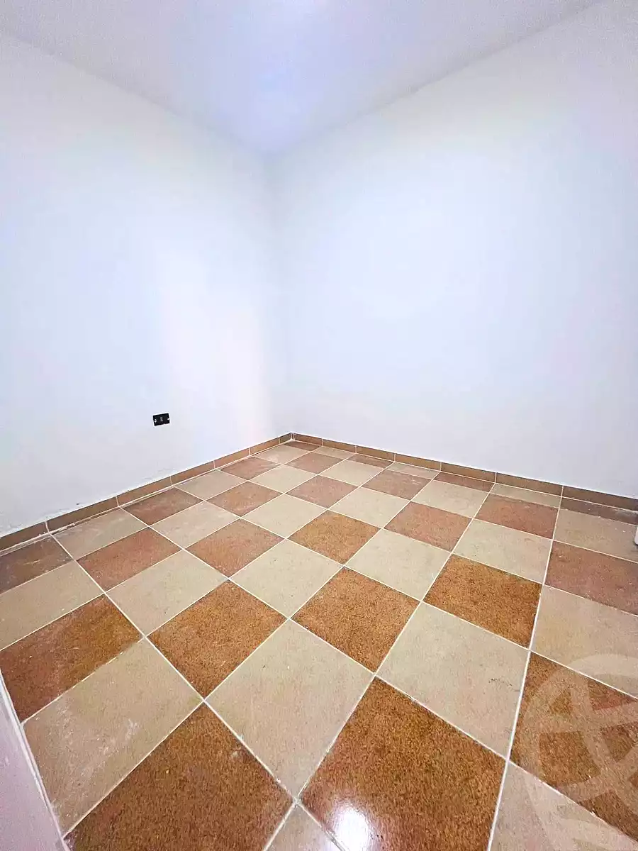 https://aqarmap.com.eg/ar/listing/7090893-for-sale-alexandria-al-agamy-shataa-el-nakheel