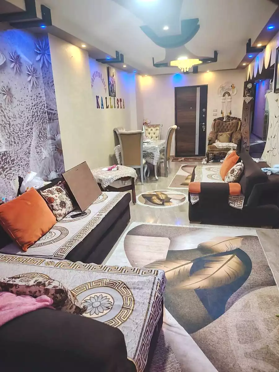 https://aqarmap.com.eg/ar/listing/7090998-for-sale-alexandria-al-agamy-lbytsh-bianchiii