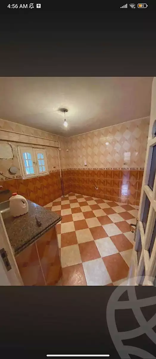 https://aqarmap.com.eg/ar/listing/7091024-for-sale-alexandria-al-agamy-lbytsh-shahr-al-assal-st