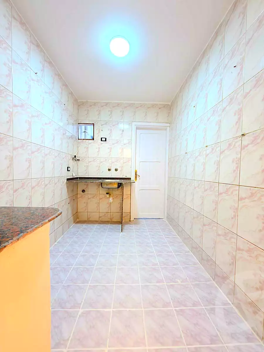 https://aqarmap.com.eg/ar/listing/7091064-for-sale-alexandria-al-agamy-shataa-el-nakheel-street-23