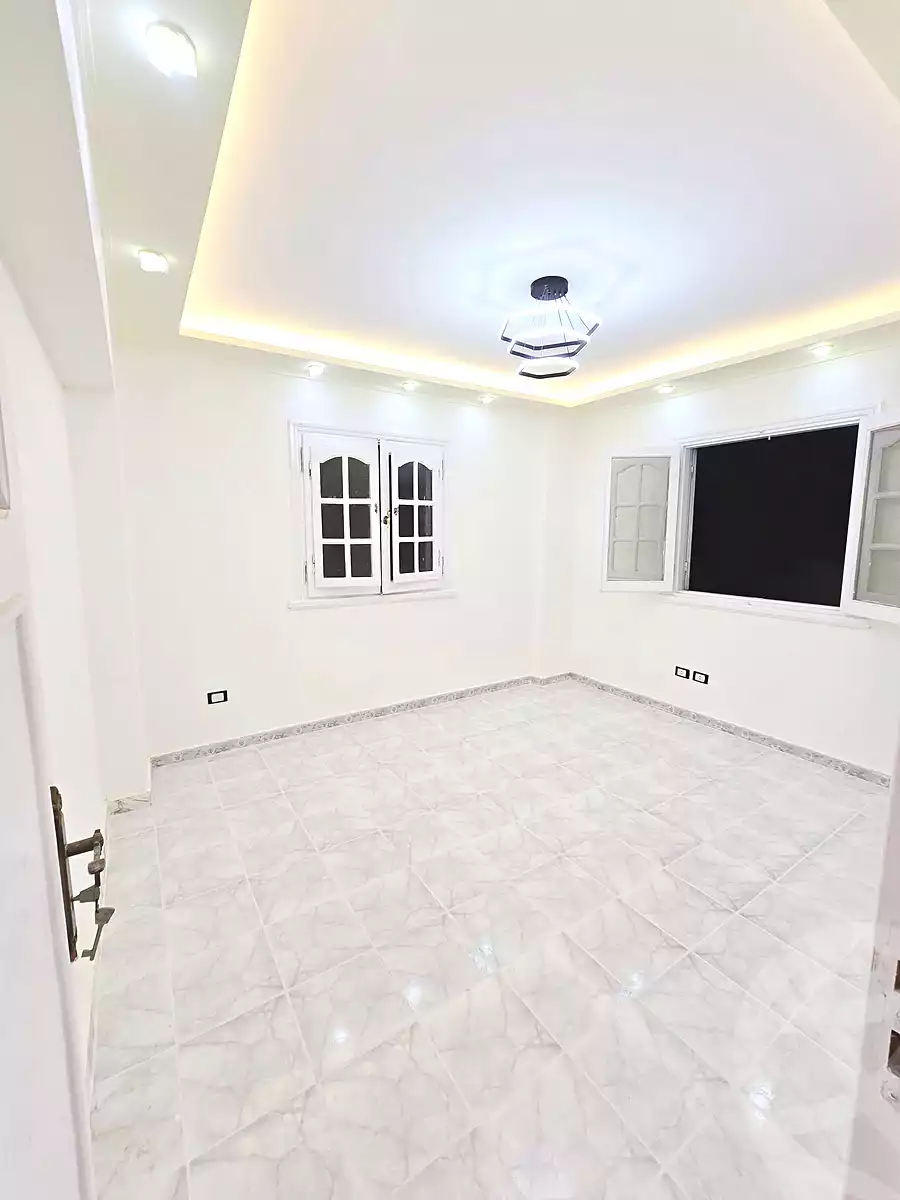 https://aqarmap.com.eg/ar/listing/7091157-for-sale-alexandria-al-agamy-shataa-el-nakheel