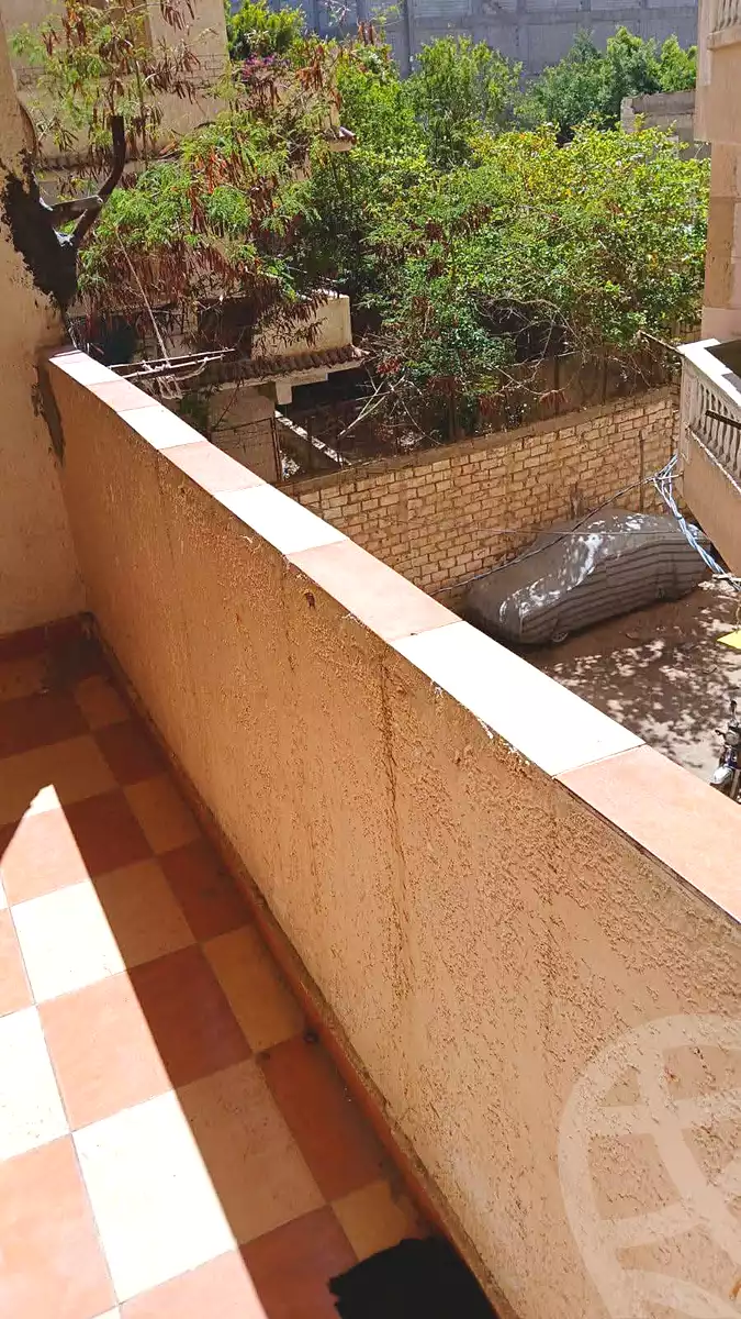 https://aqarmap.com.eg/en/listing/7091200-for-sale-alexandria-al-agamy-el-hanouvel-el-warsha-st