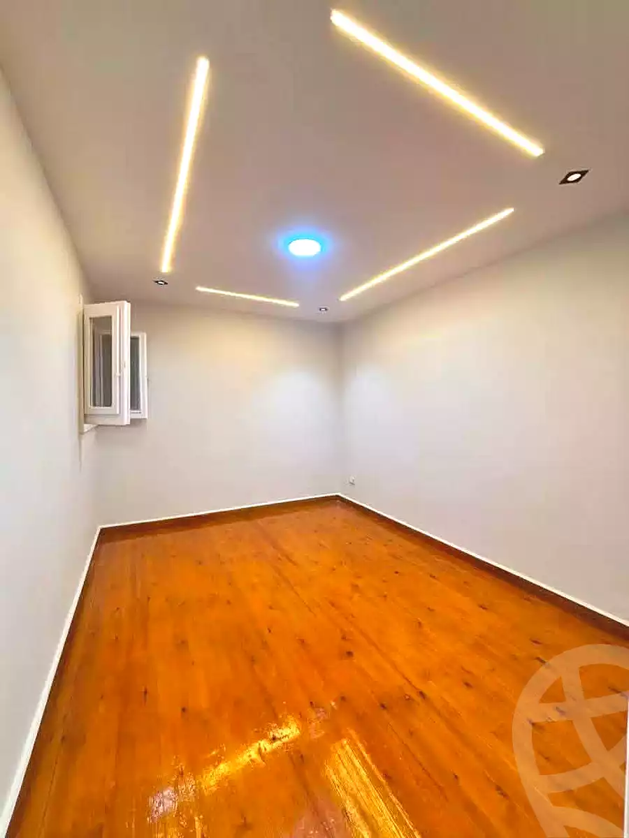 https://aqarmap.com.eg/en/listing/7091220-for-sale-alexandria-miami-el-sebaey-st